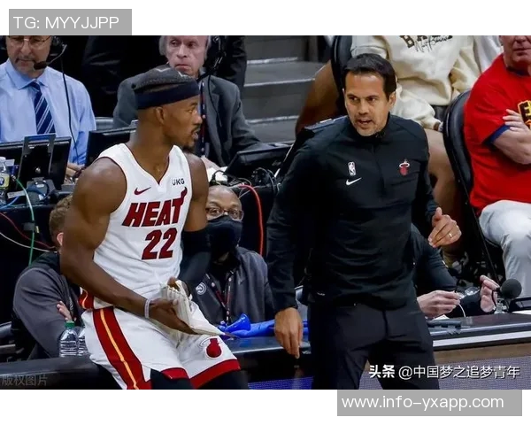 巴特勒表现出色9投7中砍下21分罚球7罚6中展现高效得分能力