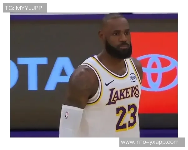 詹姆斯状态回暖近10场比赛表现抢眼场均25分助力球队重回巅峰