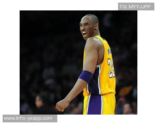 萧华宣布全明星MVP爱德华兹惊愕表情引发热议 萧华宣布全明星MVP爱德华兹惊愕表情引发热议